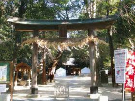 中山神社（中氷川神社）