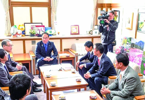 大野埼玉県知事への要望書提出